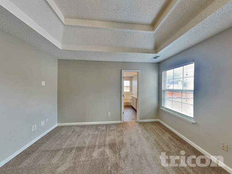 Building Photo - 11842 Registry Blvd