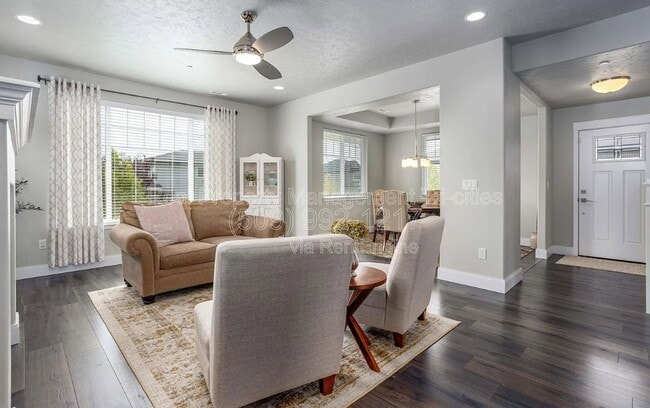 Building Photo - 4646 Corvina St