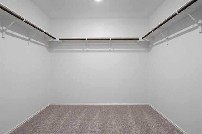 Building Photo - 325 Escondido Cir