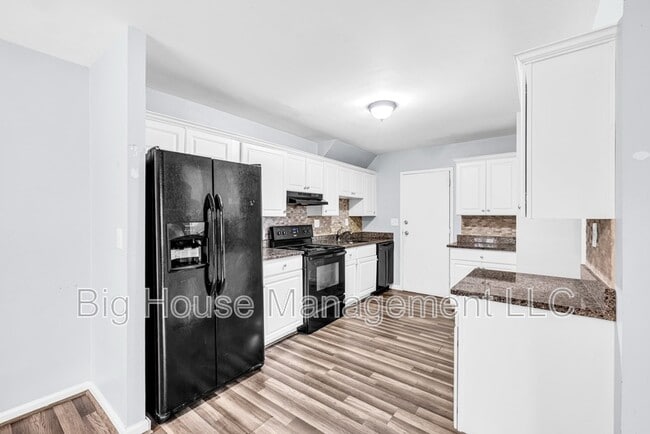 Building Photo - 4536 Reeves Pl