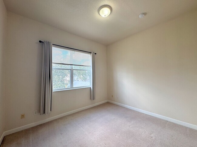 Building Photo - 7750 Linkside Loop