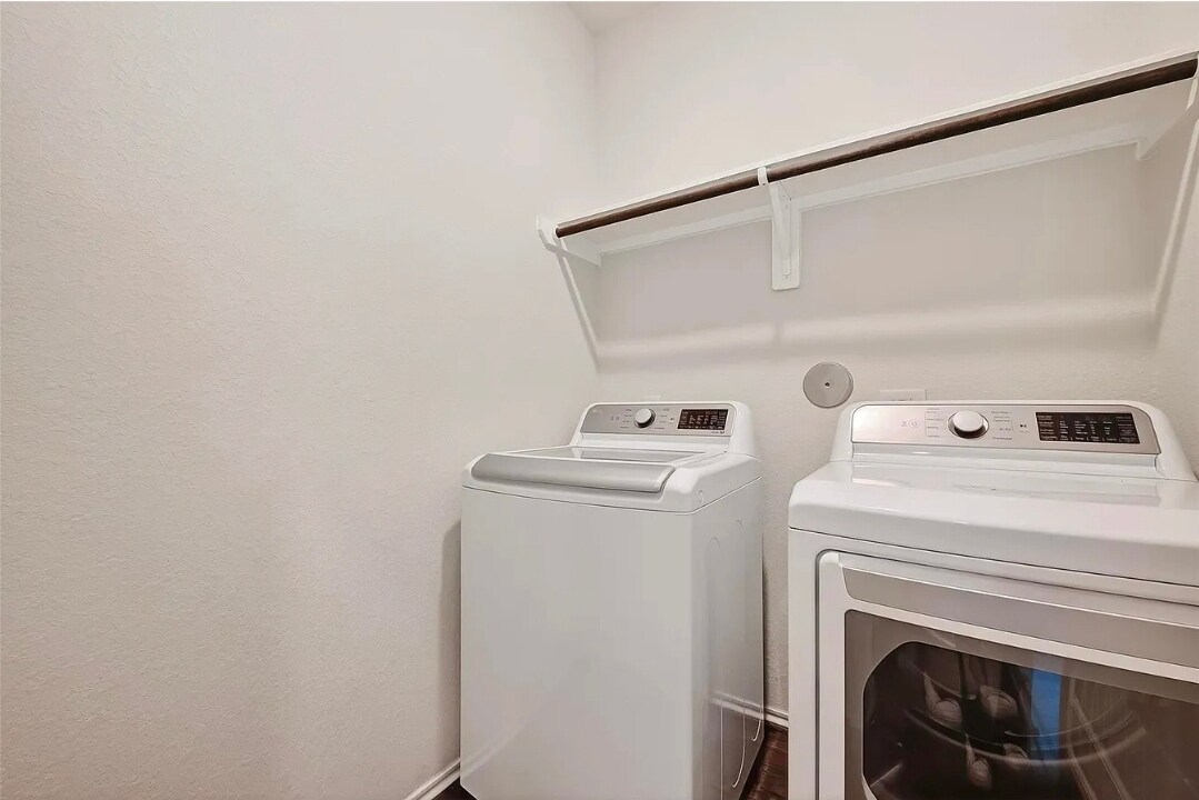 Building Photo - 25911 Rustical Rd