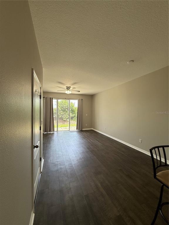 Building Photo - 5032 White Sanderling Ct