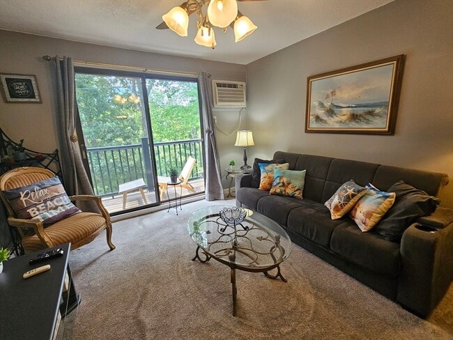 Building Photo - 2 Karena Dr