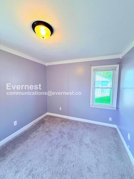 Building Photo - 25107 Rosenbusch Blvd