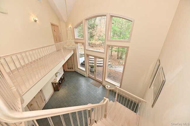 Building Photo - 27 Sky Meadow Rd