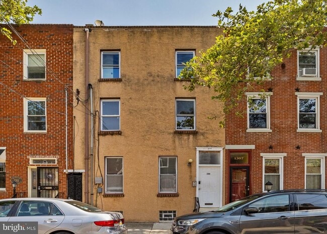 Building Photo - 1309 Marlborough St