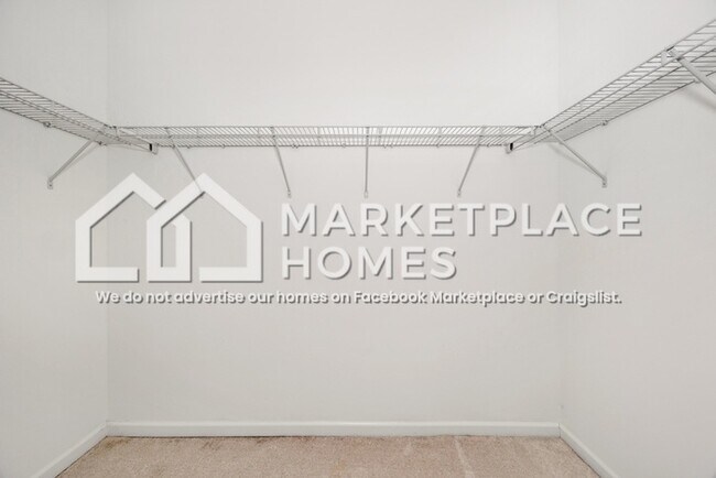 Building Photo - 26639 Kyle Ln