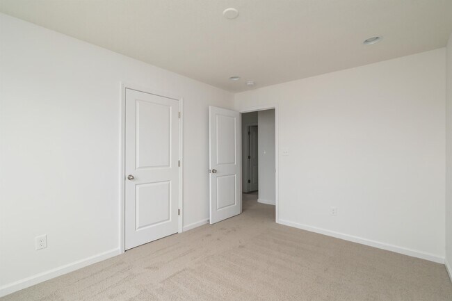 Building Photo - 3209 Hopson Holw Rd