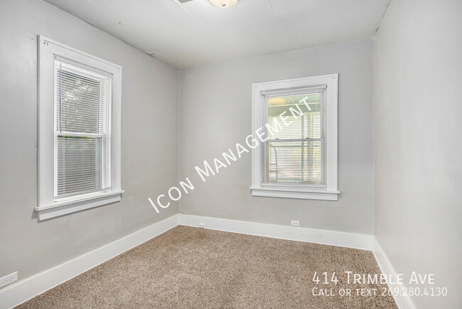 Building Photo - 414 Trimble Ave