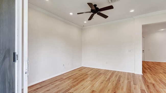 Building Photo - 7938 Jewelwood Dr