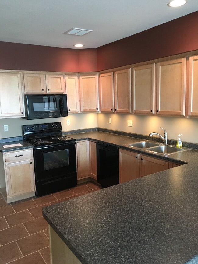 Building Photo - 1011 E Central Entrance