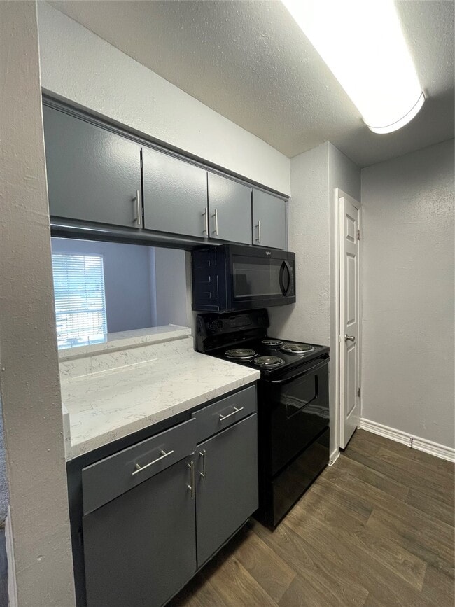 Building Photo - 16414 Stuebner Airline Rd