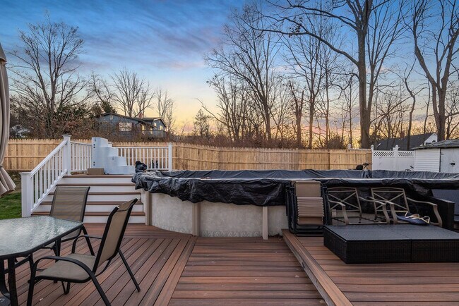 Building Photo - 119 Circle Dr