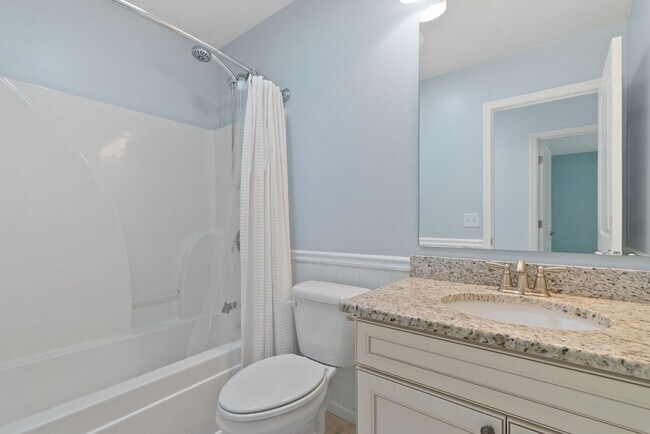 Building Photo - Available now. Beautiful 5 BR/2.5 BA Home in Swygerts Landing!