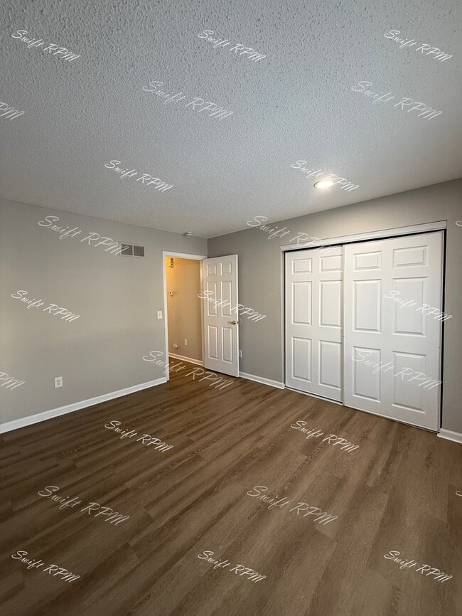 Building Photo - 8955 Hauser St