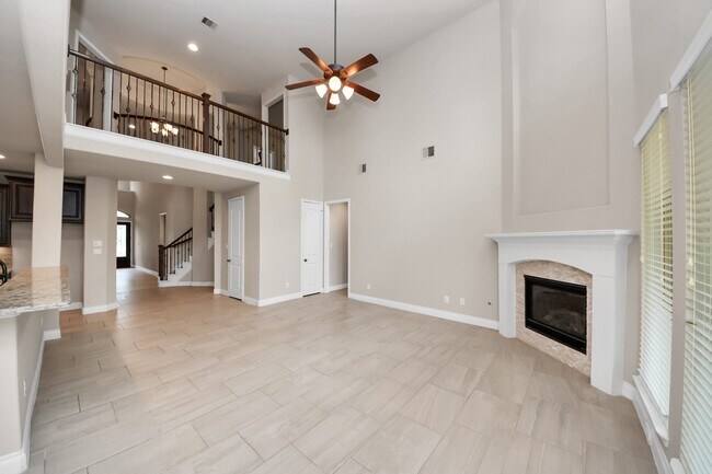 Building Photo - 343 Red Petal Ct