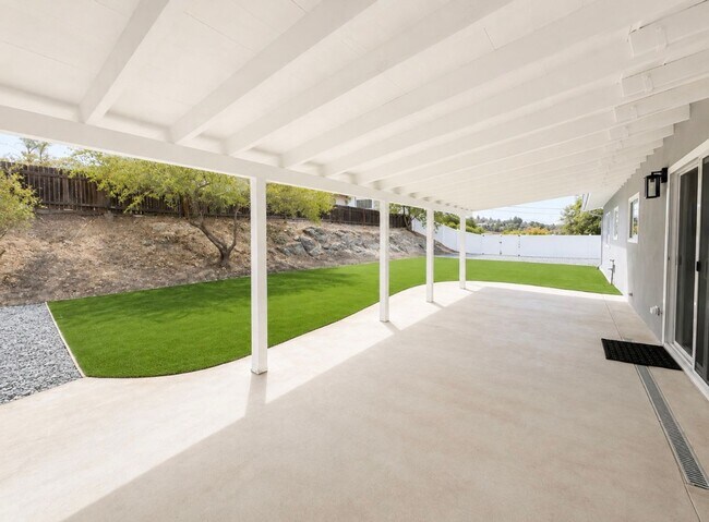 Building Photo - 3667 Agua Dulce Blvd