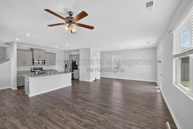 Building Photo - 411 Shipwreck Dr