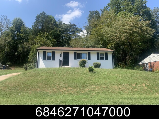 Building Photo - 2708 Drewry Ln