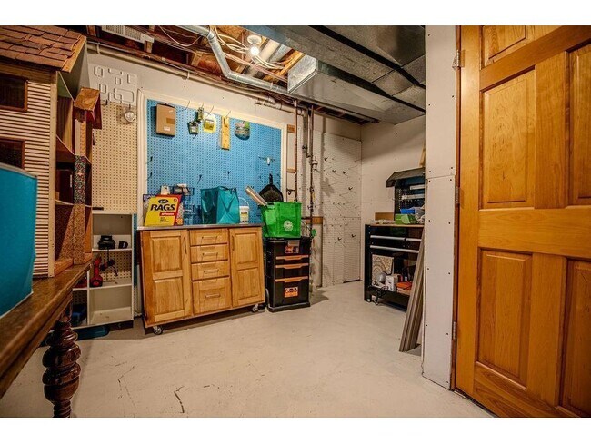 Building Photo - 13856 Essex Trail