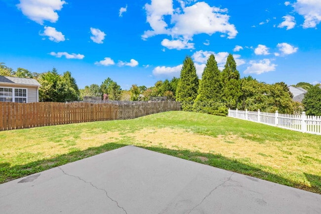 Building Photo - 9621 Cheery Meadow Dr