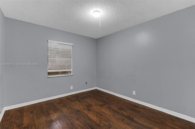 Building Photo - 608 SW 76th Terrace