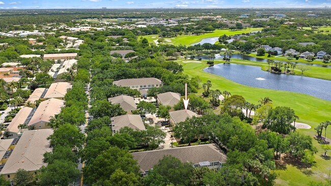 Building Photo - 136 Ashley Ct