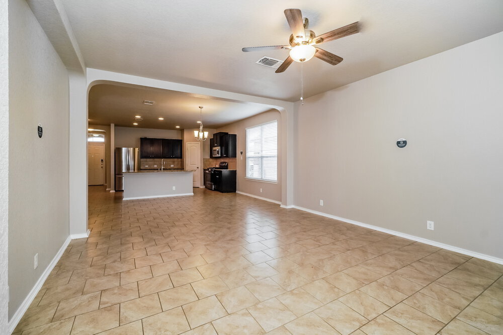 Building Photo - 541 Pearl Chase