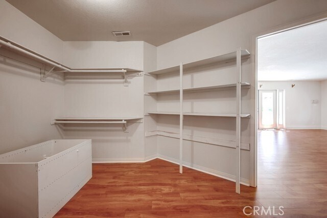 Building Photo - 39555 Ave Bonita