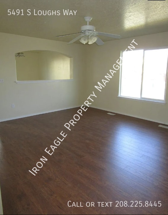 Building Photo - 5491 S Loughs Way