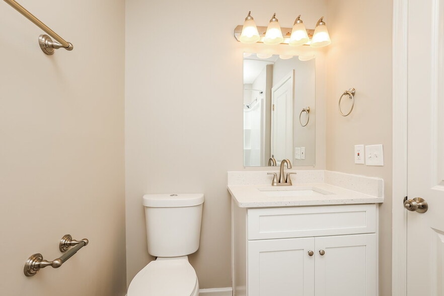 Building Photo - 1228 Jacksons Hill Rd