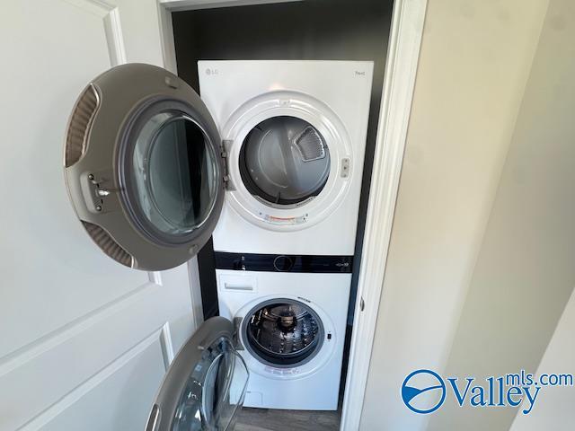 Building Photo - 126 Foster Wy Dr