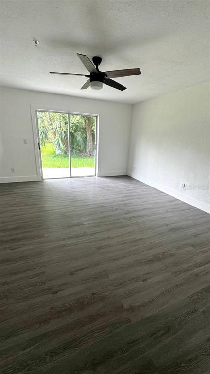 Building Photo - 385 Wild Orange Dr