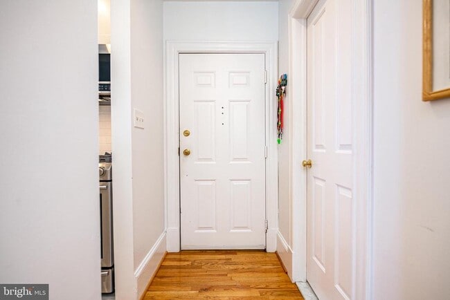 Building Photo - 1807 California St NW