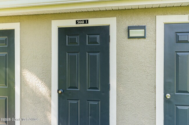 Building Photo - 1777 Sophias Dr