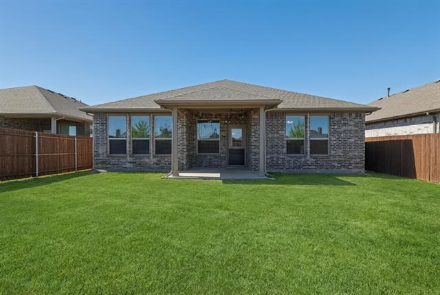 Building Photo - 2212 Gill Star Dr