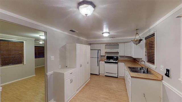 Building Photo - 154 Hoover Dr