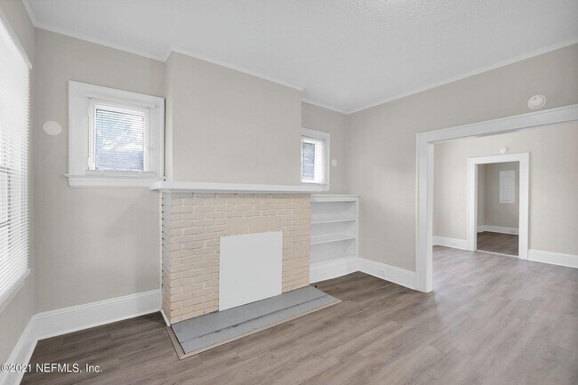 Building Photo - 6418 Sapphire Dr