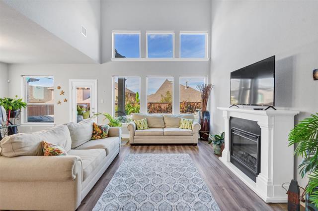 Building Photo - 7500 Foxgrass Pl