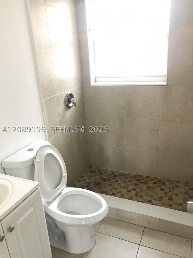 Building Photo - 155 NE 59th St