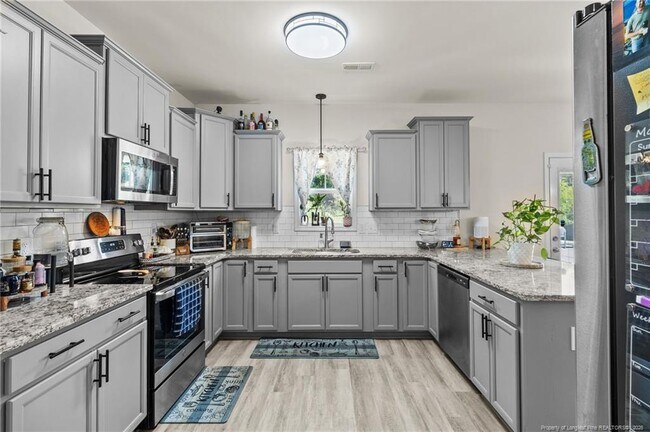 Building Photo - 163 Olan Dr