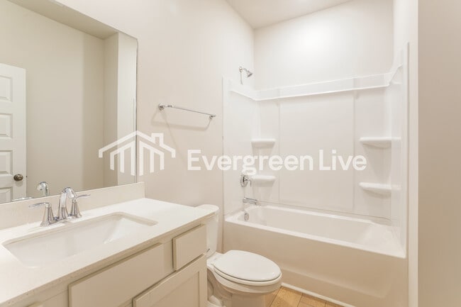 Building Photo - 17767 Denham Cir