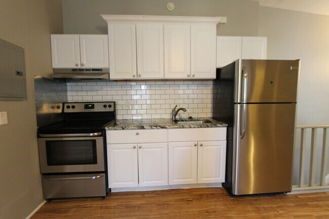 Building Photo - 4932 Rubicam St