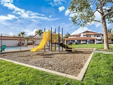Building Photo - 9813 Caspi Gardens Dr