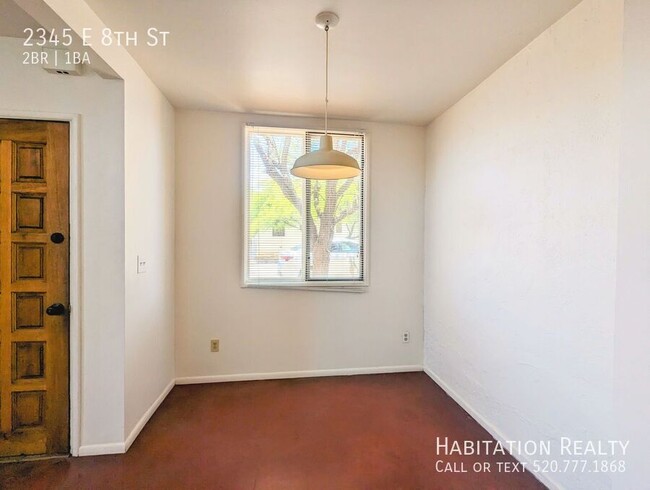 Building Photo - Stunning 2Bed/1Bath Loft Home at Sam Hughe...