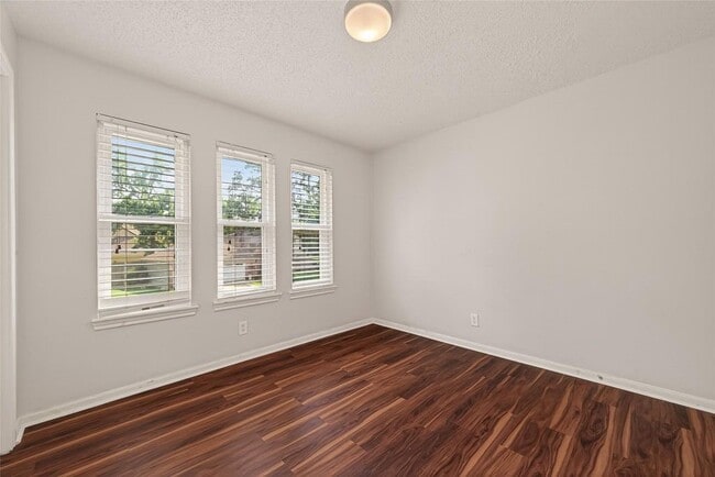 Building Photo - 14507 Ravenhurst Ln