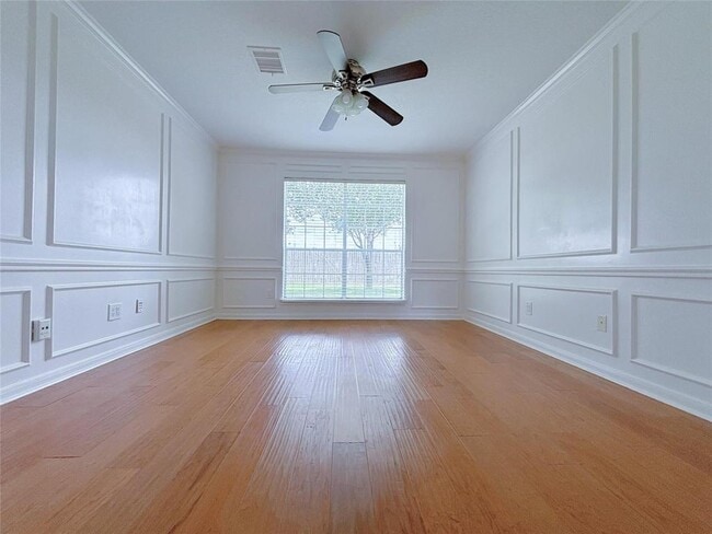 Building Photo - 14718 Atterbury Dr