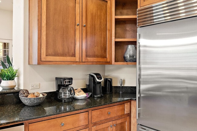 Building Photo - 36 W Dove Wing Dr