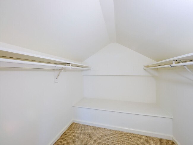 Building Photo - 3940 Langley Ct NW